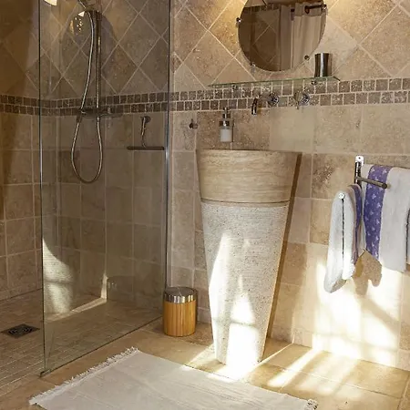 Bed & Breakfast Mas Des Rabasses 3*